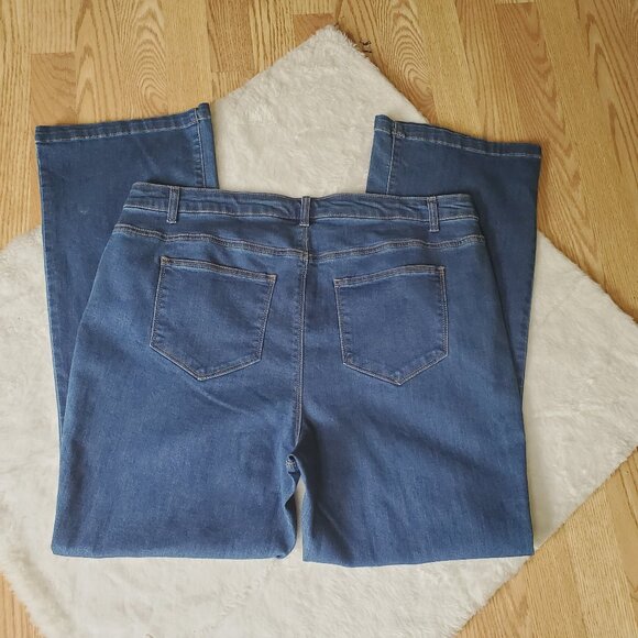 WOMAN WITHIN RELAXED FIT JEANS - Picture 2 of 4